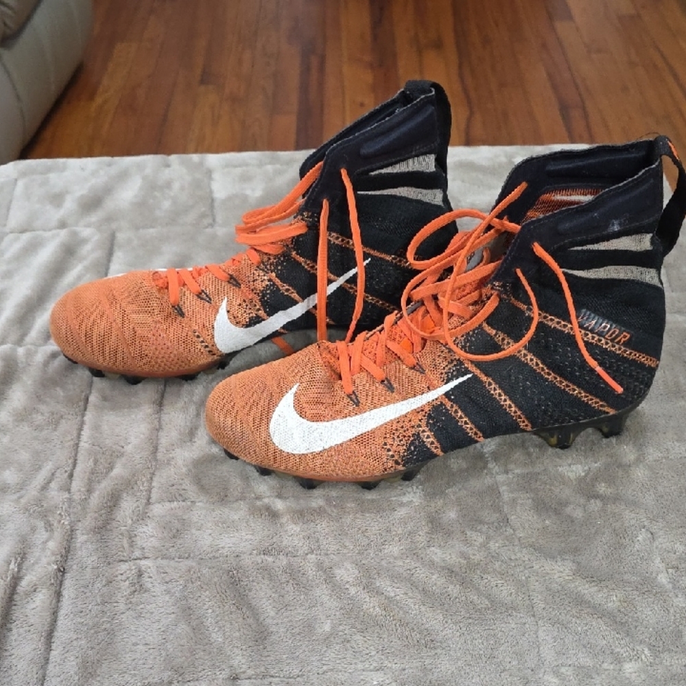 Nike Vapor Untoucables?Men's A03006-081 Fly Knit Football Cleats High‎ Tops 10.5